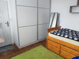 Prodej bytu 2+1, Ostrava, náměstí Družby, 55 m2