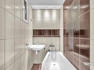 Pronájem bytu 2+kk, Hradec Králové, Střelecká, 65 m2