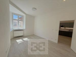 Pronájem bytu 3+kk, Praha - Smíchov, Ke Koulce, 79 m2