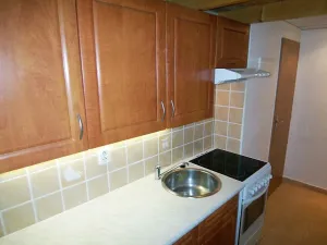 Pronájem bytu 1+kk, Praha - Vysočany, Spojovací, 23 m2