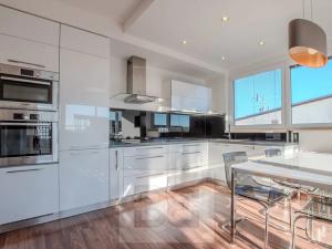 Pronájem bytu 3+kk, Praha - Velká Chuchle, Mrkosova, 70 m2