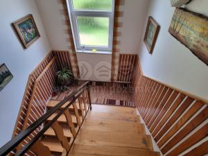 Prodej obchodního prostoru, Píšť, 180 m2