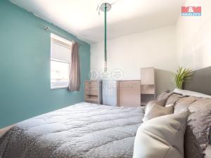 Prodej bytu 3+kk, Praha - Cholupice, Podchýšská, 70 m2
