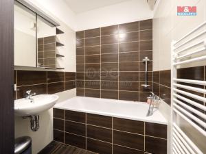 Prodej bytu 3+kk, Praha - Cholupice, Podchýšská, 70 m2