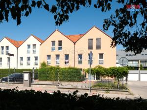Prodej bytu 3+kk, Praha - Cholupice, Podchýšská, 70 m2