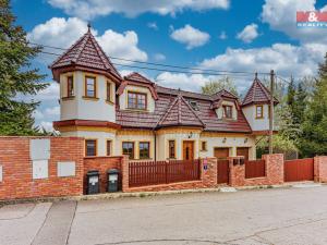 Prodej bytu 4+1, Praha - Horní Počernice, Dobrošovská, 117 m2