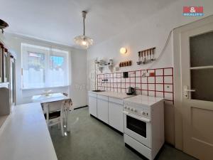 Prodej bytu 3+1, Ostrov, Masarykova, 76 m2