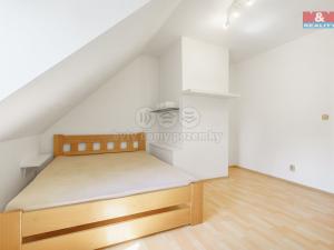 Prodej bytu 3+1, Cheb, Cechovní, 130 m2
