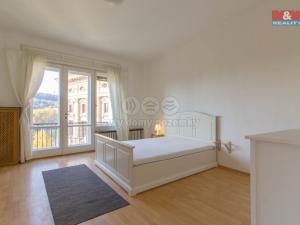 Pronájem bytu 3+1, Praha - Nové Město, Masarykovo nábřeží, 110 m2