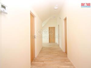 Pronájem bytu 1+kk, Hradec Králové - Kukleny, Honkova, 36 m2