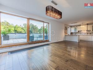 Prodej bytu 5+kk, Praha, Jeseniova, 176 m2
