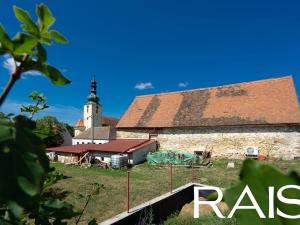Prodej komerční nemovitosti, Znojmo, 680 m2