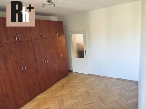 Prodej bytu 2+1, Ostrava, Čkalovova, 54 m2