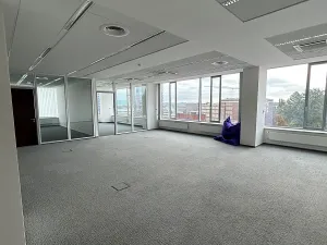 Pronájem kanceláře, Brno, Veveří, 549 m2