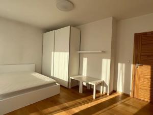 Pronájem bytu 4+kk, Roztoky, Přemyslovská, 120 m2