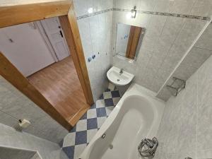 Pronájem bytu 2+kk, Praha - Vršovice, Krymská, 60 m2