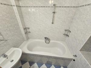 Pronájem bytu 2+kk, Praha - Vršovice, Krymská, 60 m2
