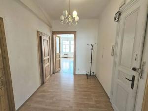 Pronájem bytu 2+kk, Praha - Vršovice, Krymská, 60 m2