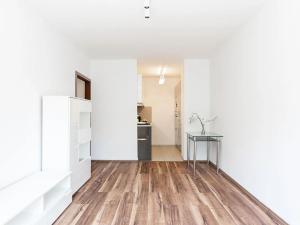 Pronájem bytu 2+kk, Praha - Čakovice, Ke stadionu, 49 m2
