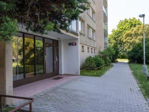 Pronájem bytu 2+kk, Praha - Čakovice, Ke stadionu, 49 m2