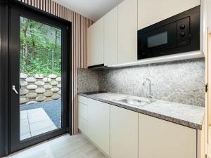 Pronájem bytu 1+kk, Praha, Na Zlíchově, 26 m2