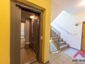 Pronájem bytu 2+kk, Praha - Sedlec, Kamýcká, 59 m2
