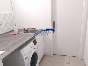Pronájem pokoje, Brno, Bernáčkova, 16 m2
