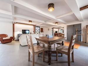 Prodej rodinného domu, Úhlejov, 182 m2