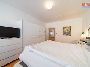 Prodej bytu 3+1, Loket, Sportovní, 76 m2