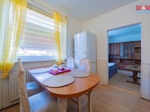 Prodej bytu 3+1, Loket, Sportovní, 76 m2