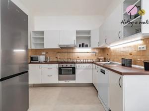 Pronájem bytu 3+1, Praha - Staré Město, Michalská, 99 m2