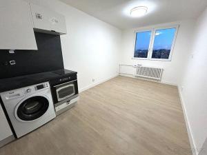 Pronájem bytu 1+kk, Praha - Vysočany, U vinných sklepů, 26 m2