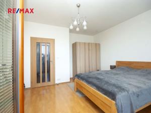Pronájem bytu 2+kk, Praha - Strašnice, Michelangelova, 63 m2