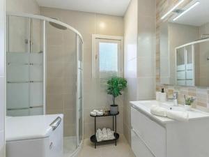 Prodej bytu 2+kk, Los Cristianos, Španělsko, 57 m2