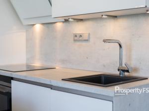 Pronájem bytu 2+kk, Praha - Stodůlky, náměstí Junkových, 62 m2