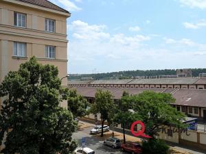 Pronájem bytu 2+kk, Praha - Holešovice, Osadní, 55 m2