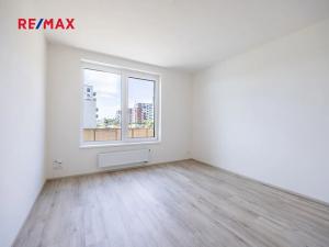 Prodej bytu 3+kk, Praha - Dolní Měcholupy, Kardausova, 74 m2