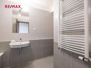 Prodej bytu 3+kk, Praha - Dolní Měcholupy, Kardausova, 74 m2