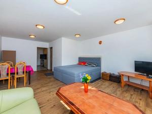 Prodej rodinného domu, Pernink, Nejdecká, 409 m2