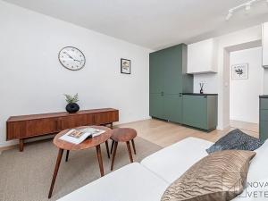 Prodej bytu 4+kk, Praha - Strašnice, Černokostelecká, 68 m2