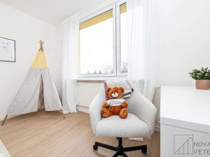 Prodej bytu 4+kk, Praha - Strašnice, Černokostelecká, 68 m2