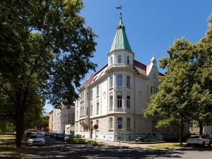 Pronájem kanceláře, Opava, Na Rybníčku, 180 m2