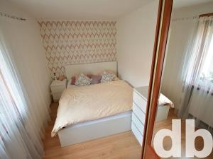 Pronájem bytu 4+1, Karlovy Vary, Třeboňská, 74 m2