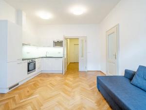 Pronájem bytu 2+kk, Praha, Myslíkova, 72 m2