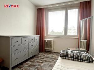 Pronájem bytu 2+kk, Praha - Stodůlky, Zázvorkova, 43 m2
