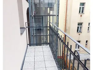 Pronájem bytu 2+kk, Praha - Bubeneč, U studánky, 57 m2