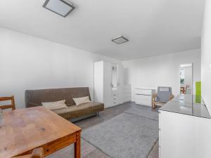 Prodej bytu 1+kk, Praha - Střížkov, Červenkova, 34 m2