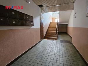 Prodej bytu 1+1, Kolín, Veltrubská, 37 m2