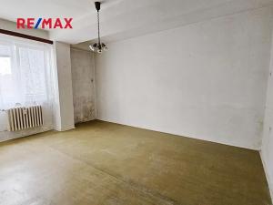 Prodej bytu 1+1, Kolín, Veltrubská, 37 m2