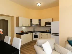 Pronájem bytu 3+kk, Praha - Vinohrady, Máchova, 83 m2